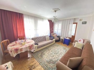 Güzelyalı Yalı Mahallesinde Kiralık Daire Asansörlü Arakat