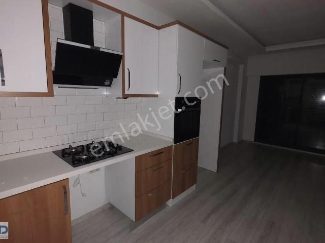 Güzelyalı Yeni Binada 2+1 Gerçekten Yüksek Giriş Yeni Gelin Evi