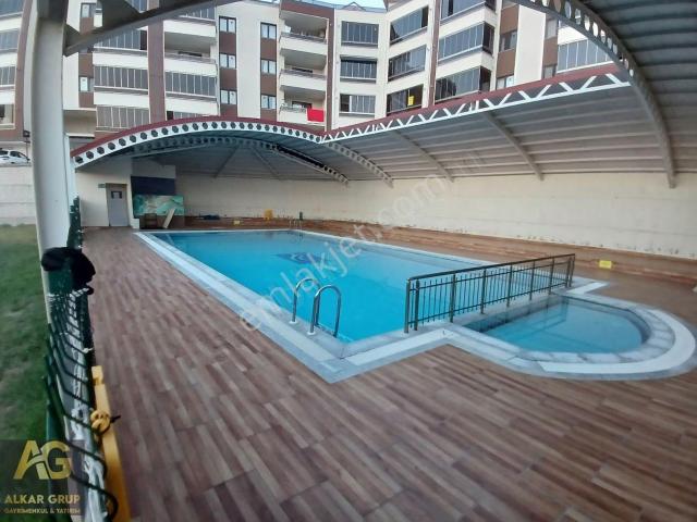 Güzelyalı Burgaz Kristalpark Evleri Deniz Manzaralı Havuzlu 3+1