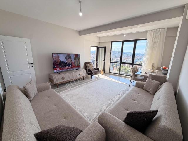 Güzelyalı Burgazda Deniz Manzaralı Ara Kat 3+1