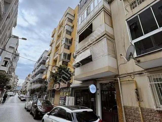 Güzelyalıda 3+1 Arakat Doğalgazlı Full Tadilatlı Kiralık Daire