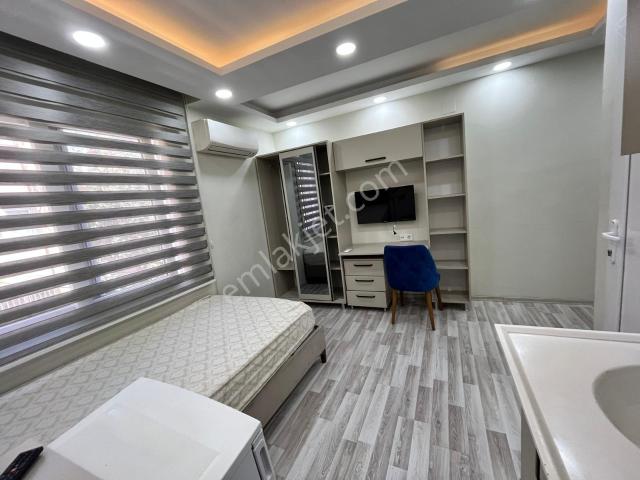 Güzelyalıda Üniversite Güzergahında Full Konseptli 1+0 Daire️