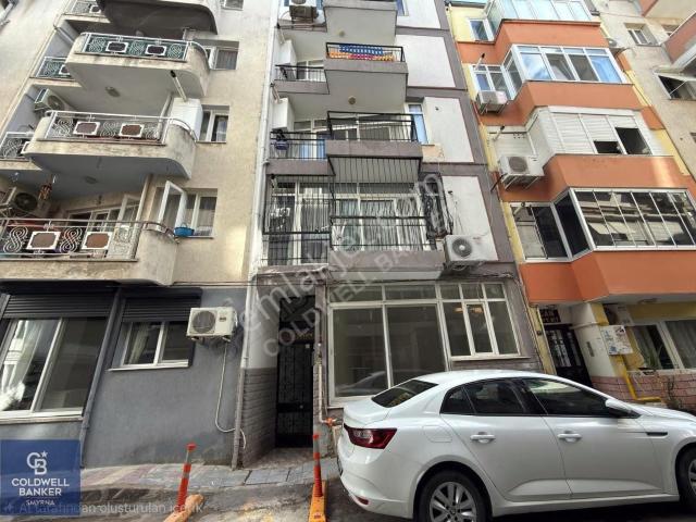 Güzelyalıda Bahçeli Satılık 3+1 Daire