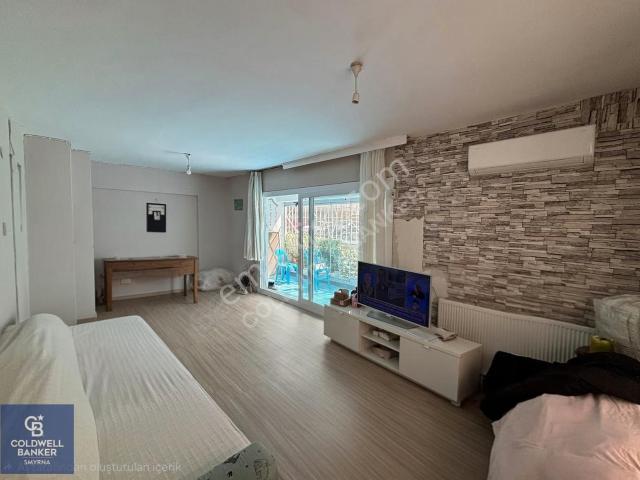 Güzelyalıda Merkezi Konumda 2+1 Kiralık Daire