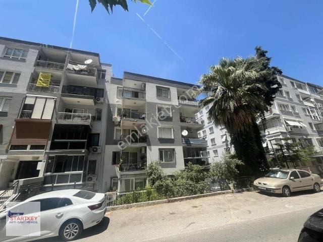 Güzelyalı İnönü Caddesi Üzeri Merkezi Konumda Satılık 3+1 Daire
