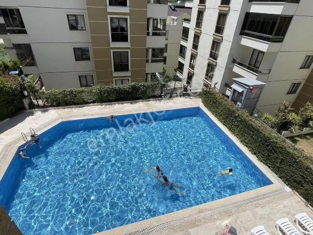 Güzelyalı Küçük Ağa Evlerinde Satılık 3+1 Full Eşyalı Daire