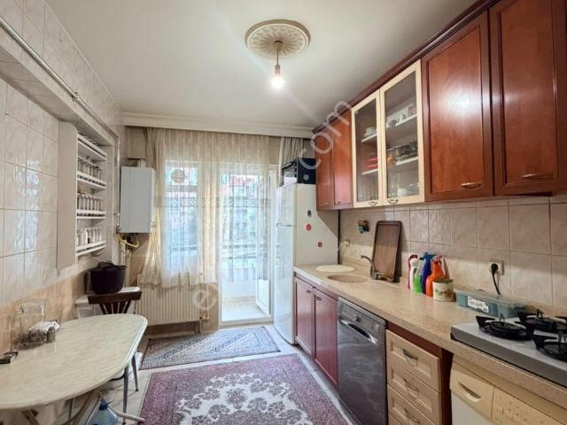 Güzelyalı Mahallesi 3+1 Geniş Satılık Daire Karadeniz Emlak