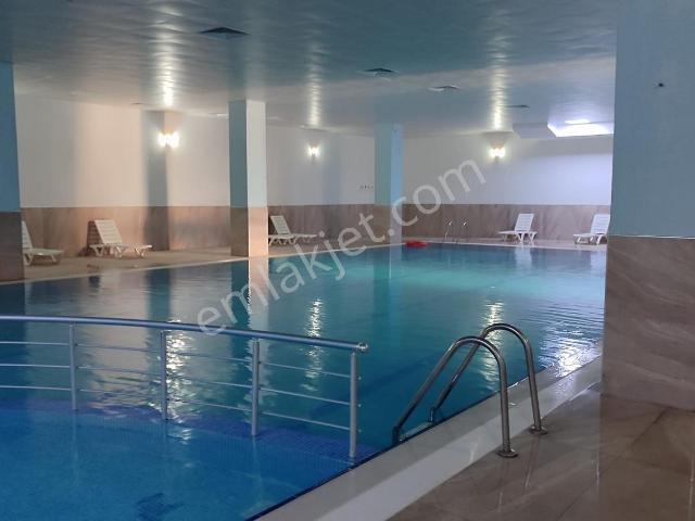 Güzelyalı Sitelerde Kapalı Yüzme Havuzlu 2+1 Kiralık Daire