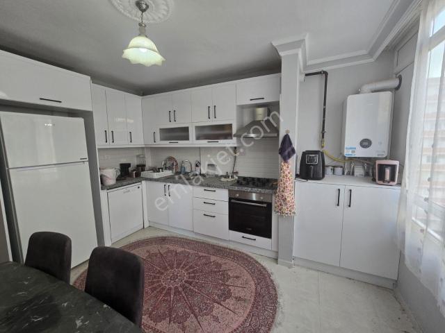 Güzelyalı Sosyete Pazarı Civ 3+1 Doğalgazlı Eşyalı Kiralık Daire