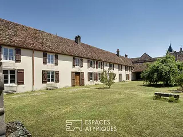 Gy 70700 Achat / Vente maison 12 pièces t12 au dernier étage cave