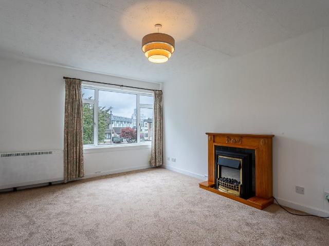 Gyle Park Gardens, Edinburgh EH12, 2 bed terraced house to rent, £1,300 pcm | PrimeLocation