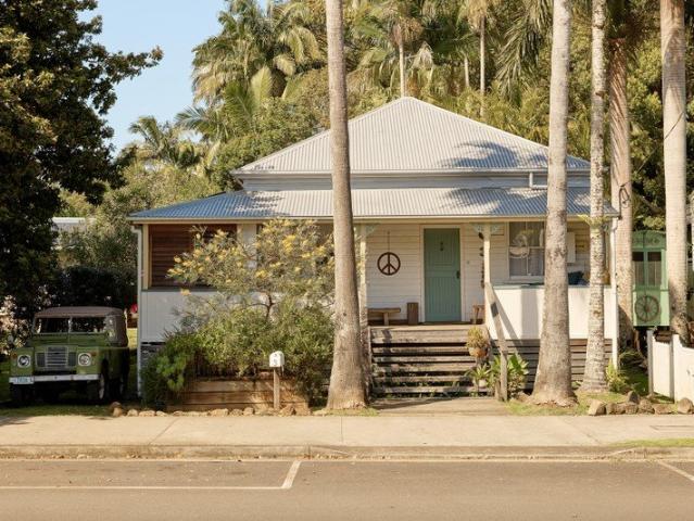 Gypsy Creek Timeless Queenslander Character in the Heart of Bangalow