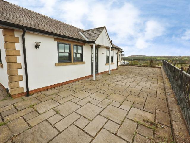 Gypsy Lane, Ferryhill DL17, 2 bed detached bungalow to rent, £1,350 pcm | PrimeLocation