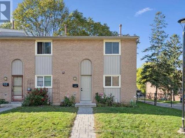 H53 223 Pioneer Drive W, Kitchener, ON, N2P 1L9 townhouse for sale | Listing ID X13895 | Royal LePage