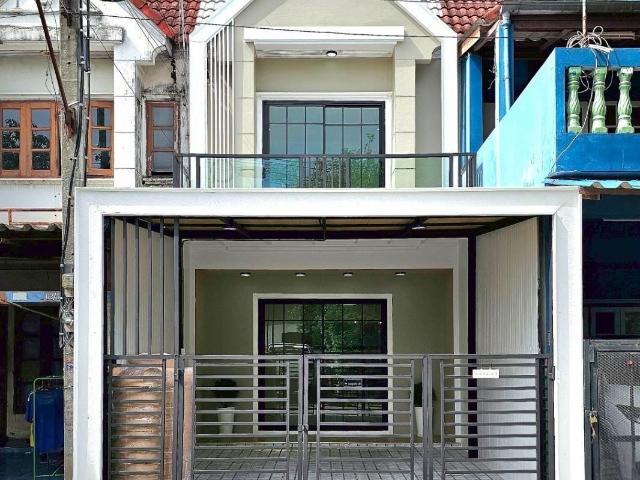 หมู่บ้านเต็มรัก บางบัวทอง นนทบุรี ทาวน์เฮ้าส์ตกแต่งใหม่ พร้อมอยู่