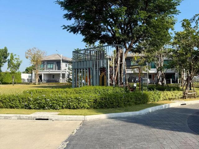 ให้เช่าบ้าน: Britania Bangna Srivaree บริทาเนีย บางนา ศรีวารี รหัสทรัพย์ | LNP H743