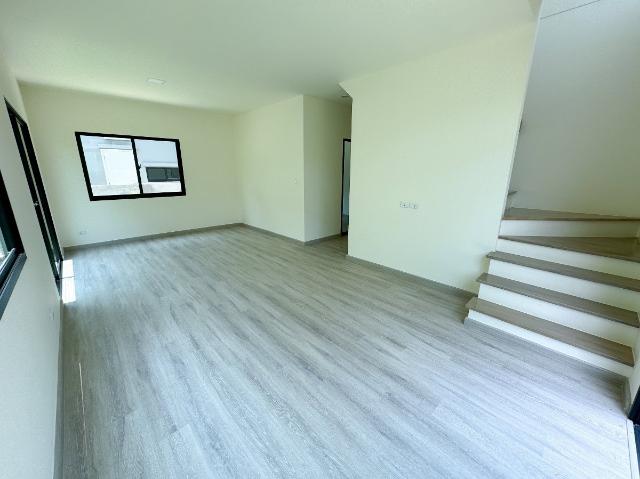 ให้เช่า บ้านเช่า 4 ห้องนอน ติดสถานกงสุลใหญ่สหรัฐฯ เชียงใหม่ แค่ 100 เมตร RW004410