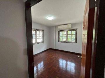 ให้เช่าบ้านเดี่ยว2ชั้น ทำเล ตลิ่งชัน ปิ่นเกล้า ซอยทุ่งมังกร 16 บ้านรีโนเวทใหม่ พร้อมอยู่ ทำเลเยี่ยม ใกล้เซนทรัลปิ่นเกล้า