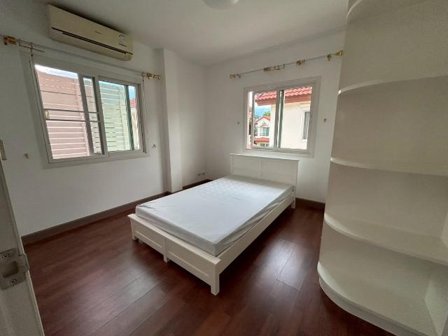 ให้เช่า บ้านเดี่ยว 2 ชั้น เดอะ แกรนด์ วงแหวน ประชาอุทิศ 52 ตรว 3 นอน 3 น้ำ 22000 บาท