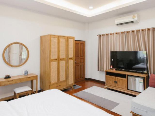 ให้เช่าบ้านเดี่ยวชั้นเดียว พร้อมสระว่ายน้ำ ห่างสถานทูตอเมริกาแห่งใหม่ 3.2กิโลเมตร RW006217