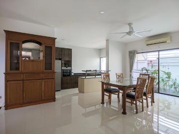 ให้เช่าบ้านเดี่ยวหรู 4 ห้องนอน โครงการ Exclusive 39 รามคำแหง
