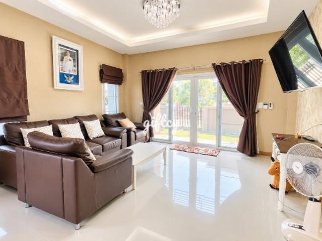ให้เช่า บ้านเดี่ยวหรู 2 ชั้น | โครงการแสนสราญ – Modchic #ใกล้โรงเรียนนานาชาติหลายแห่ง รับสัตว์เลี้ยง บ้านหลังใหญ่ เฟอร์ครบ พร้อมเข้าอยู่!