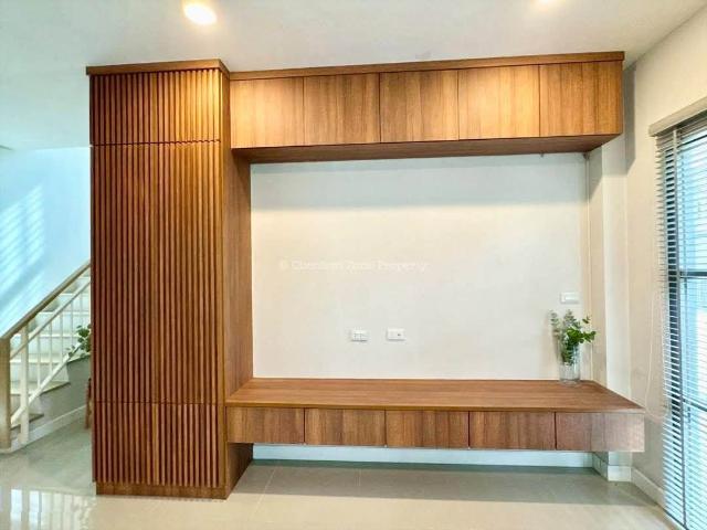ให้เช่าบ้านเดี่ยวระดับพรีเมี่ยม ม.เดอะพอร์ชเแกรนด์ สวนเสือ ศรีราชา