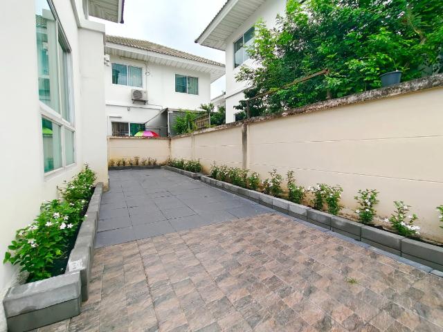 ให้เช่าบ้านแฝด The Villa รัตนาธิเบศร์ | Twin House for Rent