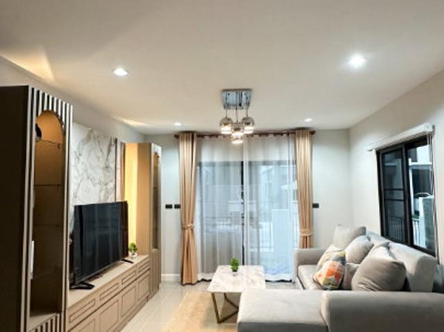 ให้เช่าบ้านโครงการ บ้านกาญจน์กนก 12 เฟส 3 บ้านในโครงการคุณภาพ บ้านสวย Pet Friendly ใกล้โรงเรียนโรงเรียนนานาชาติUNITY เชียงใหม่ RW007902