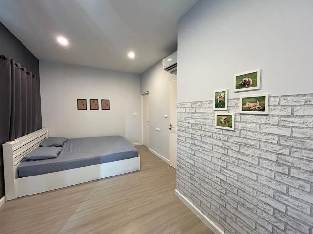 ให้เช่าบ้าน โครงการสิริเพลส รังสิต บางพูน 3 ห้องนอน 3 ห้องน้ำ 15,000/เดือน