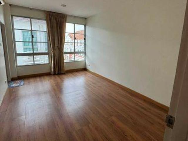 ให้เช่า บ้านกลางกรุง สาทร–นราธิวาส | บ้านหัวมุม รีโนเวทใหม่ทั้งหลัง พร้อมเข้าอยู่ TH6927