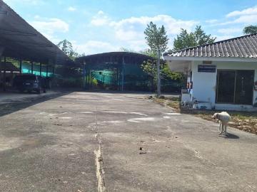 ให้เช่า โกดัง 750 ตรม. รวมโรงจอดรถ 1,000 ตรม. +ออฟฟิต+ห้องพักคนงาน 6 ห้องต.พะเนียด อ.นครชับศรี จ.นครปฐม