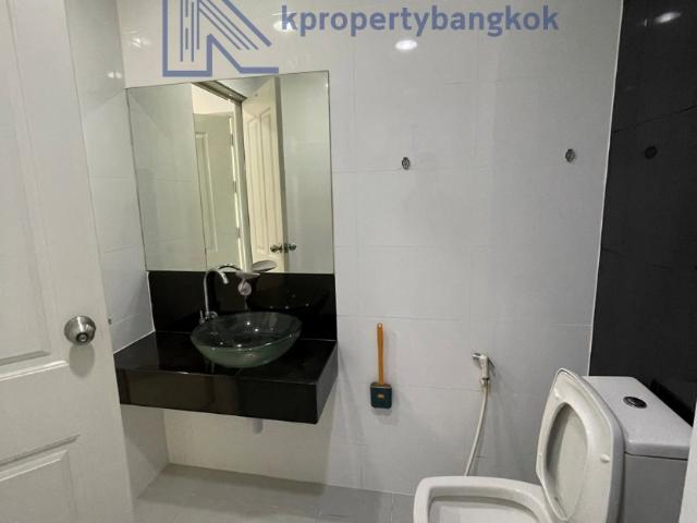 ให้เช่า Latitude Condo ละติจูด คอนโด ใกล้ ABAC บางนา ชั้น 2 เพียง 5,000 บาท ติดต่อ 09 6969 2