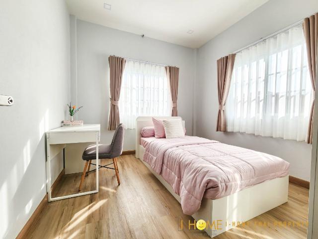 ให้เช่า Pool Villa 2 ชั้น พร้อมสระว่ายน้ำส่วนตัว ใกล้โรงเรียนนานาชาติ # ASP V0046