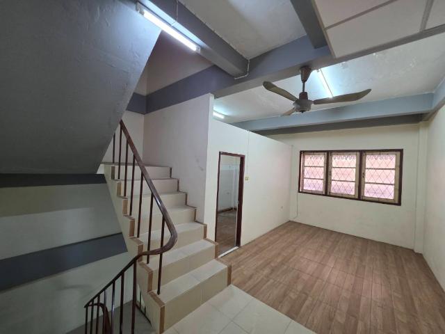 ให้เช่าถูก! ทาวน์โฮม 4ชั้น จรัญ13 เหมาะกับพักอาศัยหรือทำโฮมออฟฟิศ