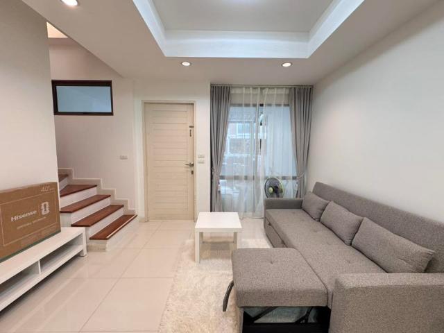 ให้เช่า Town House The Private Sukhumvit Bangchak LineID: @Propvel มี@ ข้างหน้า