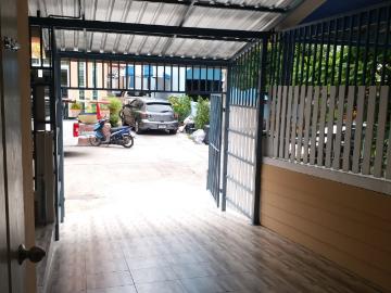 ให้เช่าทาวน์เฮาส์ 2 ชั้น ซอยสายไหม 22 Tel.0999983