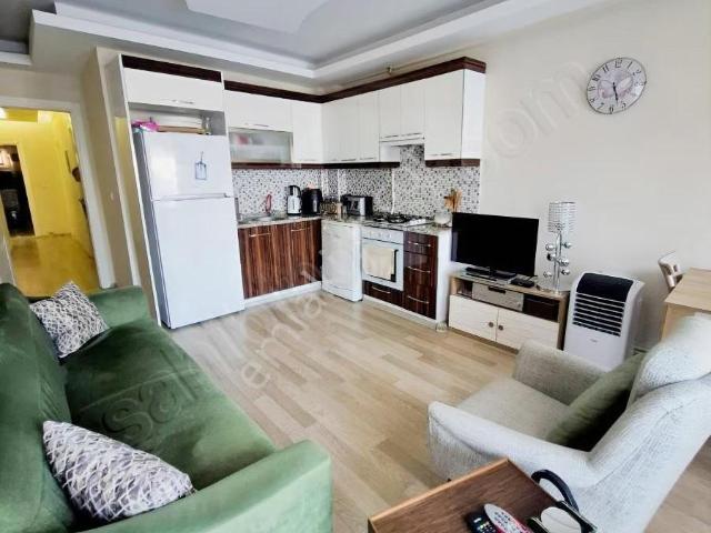 Hıdırlık Merkezde Geniş Ferah Kiralık Daire