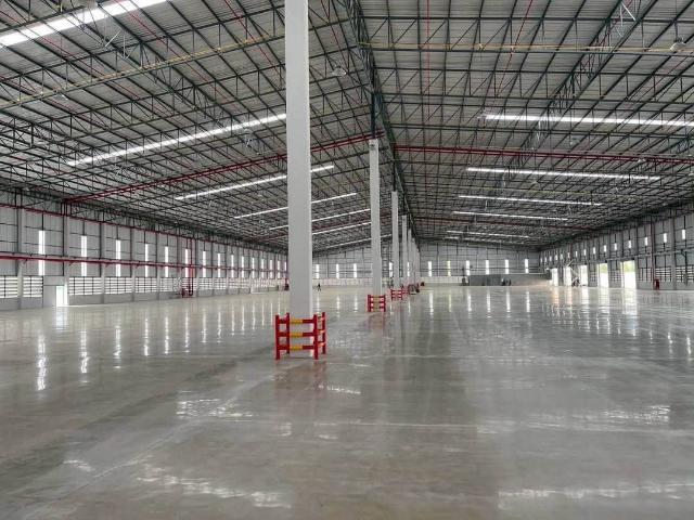 ให้โกดัง/คลังสินค้าใหม่ พร้อมใช้งาน 12,000 ตรม.แหลมฉบัง