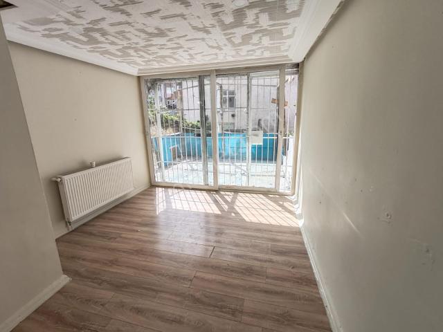 Hırka ı Şerif'te 1+1 Bahçe Katı 70m2 Kiralık Daire