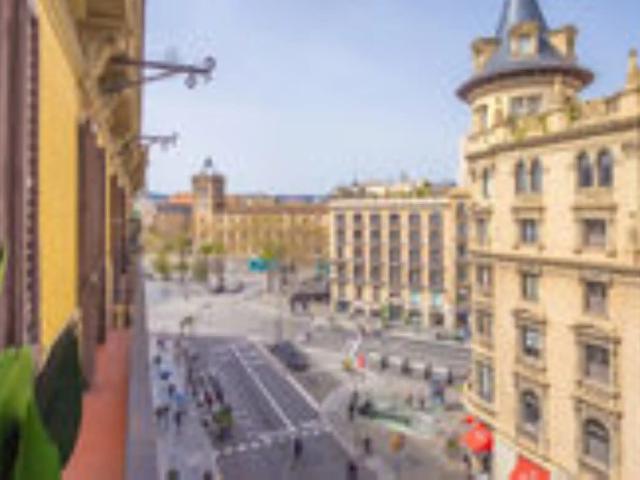 HC 8001, Barcelona