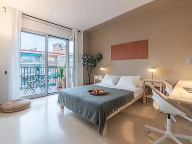 HC 8027, Barcelona