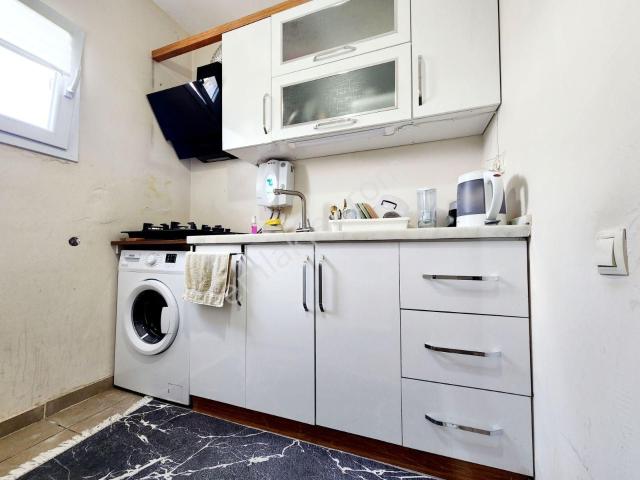 Hcl'den 2+0 Anayola Üzerinde/foruma 25 Dakika/75m² Net/satılık