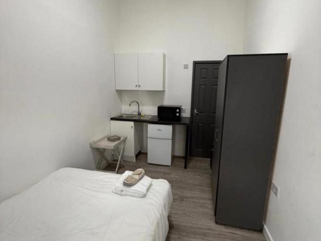 HA8, 1 bed flat to rent, £1,000 pcm | PrimeLocation
