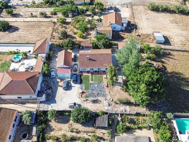 Há lugares que não se limitam a receber nos — fazem nos sentir em casa