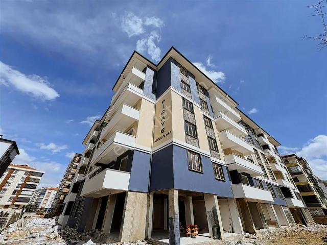 Hamzaoğlu Mh | Site İçi cadde Cepheli | 3+1 Satılık Modern Daire