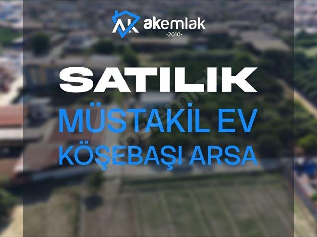 HAMZALLI'da SATILIK KÖŞEBAŞI MÜSTAKİL EV VE ARSASI