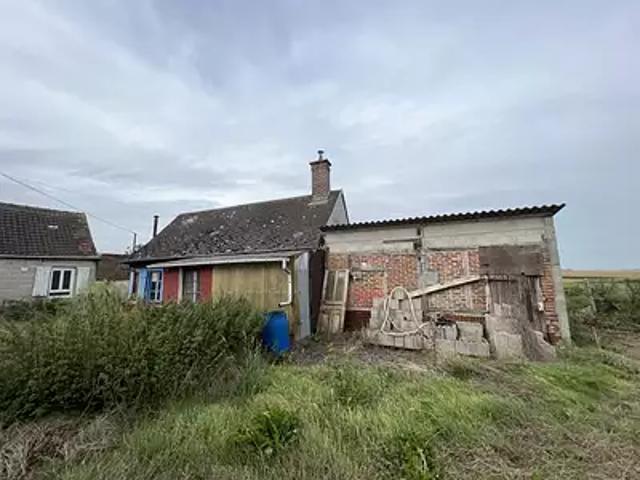 Ham 80400 Achat / Vente maison 2 pièces t2 au dernier étage cave