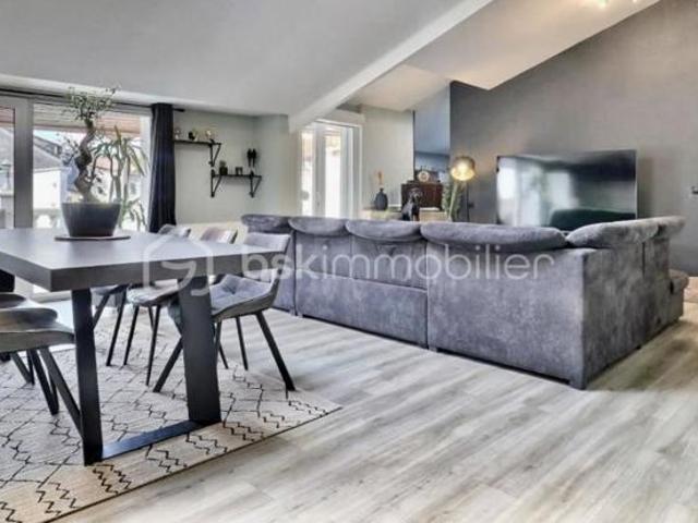 ? SPÉCIAL INVESTISSEUR RENTABILITÉ + SÉCURITÉ Appartement de standing 210 m² Piscine, Jardin, Garage