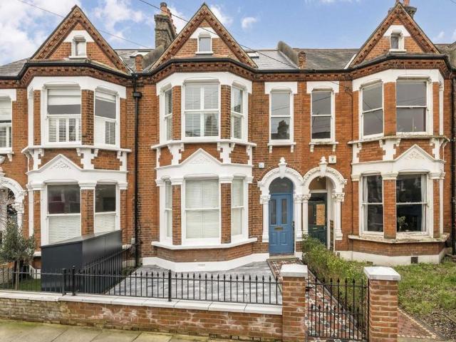 Hambalt Road, London SW4 5 bed terraced house to rent £9,000 pcm £2,077 pw